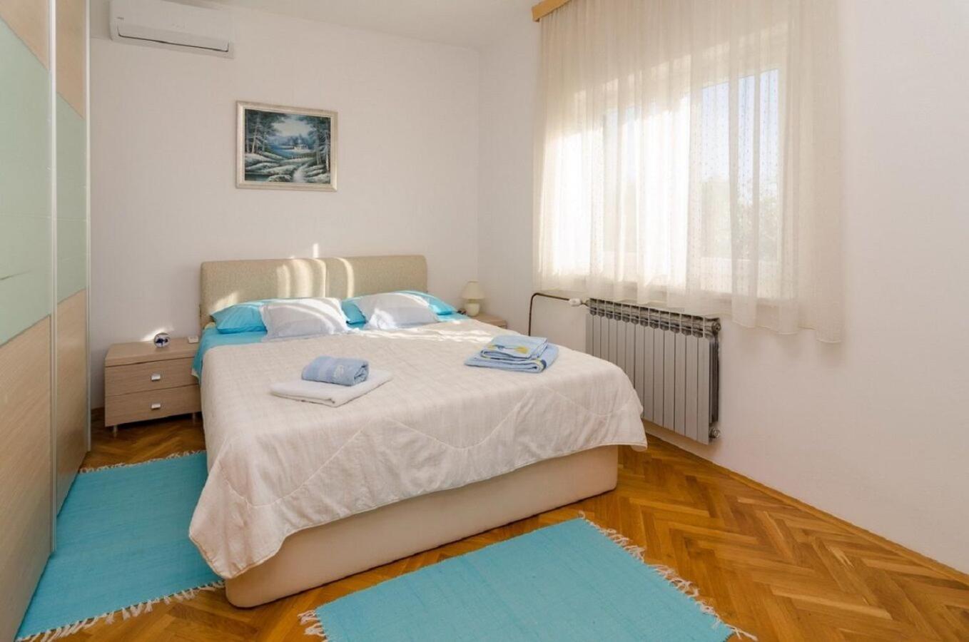 Holiday Home Old Town - Great Location Nin Luaran gambar